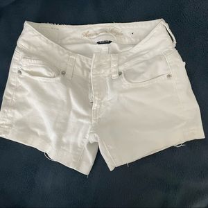 American Eagle Outfitters white stretch shorts